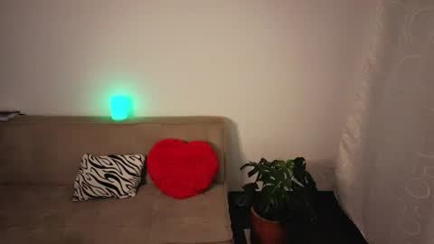 MIA  NINA online show from July 2026 12:50:02 AM