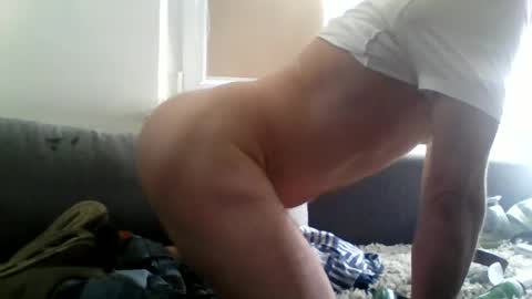 Snapshot of bitch_for_tick_cock chatting on June 2026 03:33:01 PM bitch_for_tick_cock online show from June 2026 03:33:01 PM