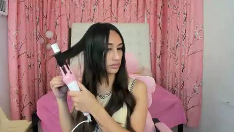farrah online show from July 2026 12:13:02 AM