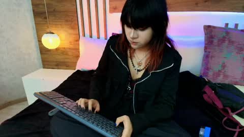 Bj Olivine online show from May 2026 08:03:02 PM