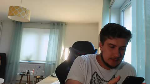 Snapshot of bjguyhugecock chatting on May 2026 08:11:01 AM bjguyhugecock online show from May 2026 08:11:01 AM