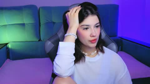 Julia online show from July 2026 03:29:02 PM
