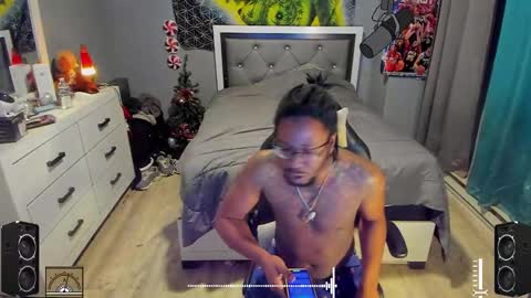 Plant Base Streamers From Pennsylvania online show from January 2025 12:11:01 AM