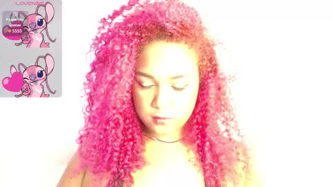 Snapshot of black_dahlia6969 chatting on January 2026 07:01:02 AM Dahlia online show from January 2026 07:01:02 AM