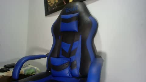 Snapshot of black_dicck chatting on January 2025 10:08:02 PM tu morenito online show from January 2025 10:08:02 PM