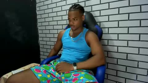 Snapshot of black_dicck chatting on November 2025 05:12:01 PM tu morenito online show from November 2025 05:12:01 PM