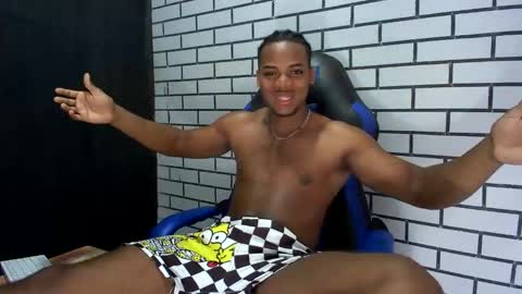 Snapshot of black_dicck chatting on December 2025 04:24:02 PM tu morenito online show from December 2025 04:24:02 PM
