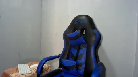 Snapshot of black_dicck chatting on March 2026 04:21:02 PM tu morenito online show from March 2026 04:21:02 PM