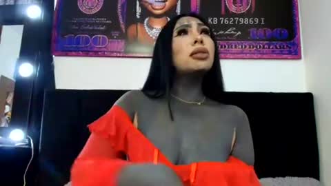 karenth soto online show from June 2026 10:19:02 PM