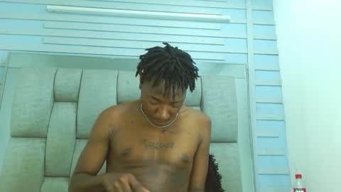 Fireeee  online show from September 2025 07:35:01 PM