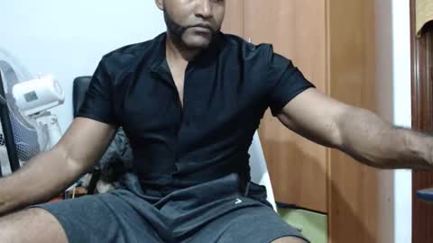 black_latino6 online show from June 2026 06:22:02 PM