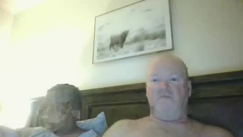 Snapshot of black_n_white4 chatting on January 2025 11:01:01 AM black_n_white4 online show from January 2025 11:01:01 AM