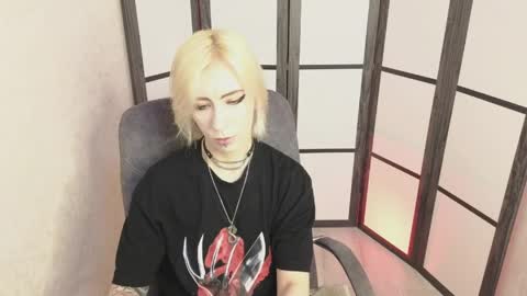 Emily online show from May 2026 08:41:01 AM