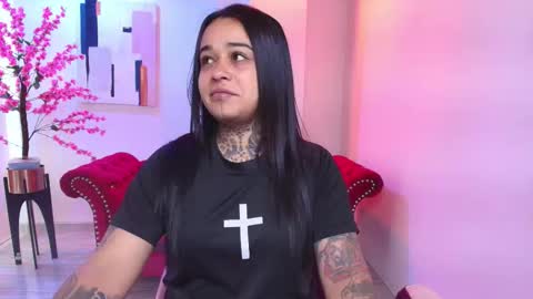 Rousse  online show from February 2026 03:43:01 AM