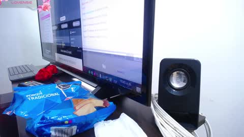 Snapshot of black_rosse_1 chatting on January 2025 03:45:01 PM Tifany online show from January 2025 03:45:01 PM