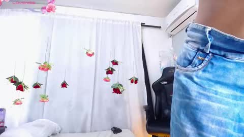 Snapshot of black_rosse_1 chatting on February 2025 06:43:02 PM Tifany online show from February 2025 06:43:02 PM