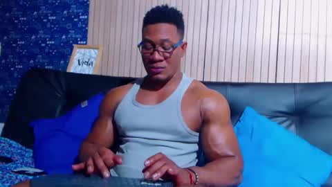 duglas online show from February 2026 07:42:02 PM