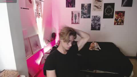 Snapshot of black_skull22 chatting on March 2025 04:56:01 AM Bryan online show from March 2025 04:56:01 AM