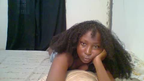 Snapshot of black_umbre chatting on June 2026 08:24:01 AM Dee online show from June 2026 08:24:01 AM