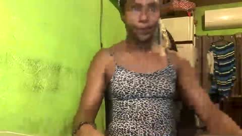 Crystal online show from November 2025 03:06:01 AM