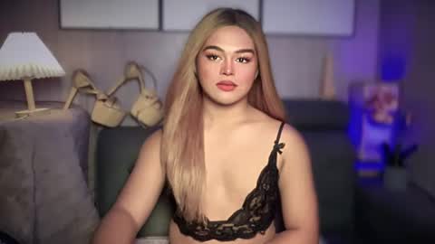 Snapshot of blackbarbiechantalxvx chatting on March 2025 02:55:01 PM blackbarbiechantalxvx online show from March 2025 02:55:01 PM