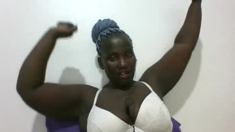 Snapshot of blackbeauty002 chatting on December 2025 04:26:01 PM PACIFICA online show from December 2025 04:26:01 PM