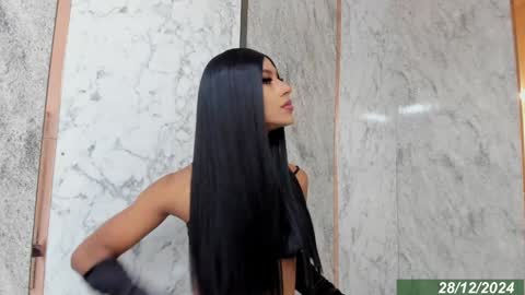 Nina online show from December 2024 02:10:02 PM