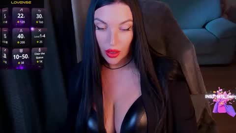 blackberry_star online show from September 2025 07:08:01 AM