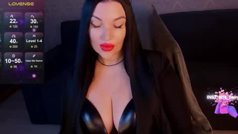 blackberry_star online show from November 2025 05:31:01 AM