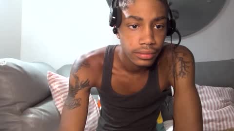 Snapshot of blackbulltitus chatting on October 2025 10:29:01 PM BlackBullTitus online show from October 2025 10:29:01 PM