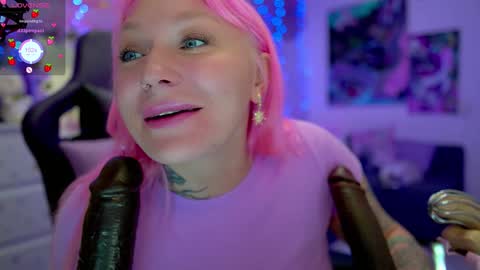 Snapshot of blackedbarbie chatting on January 2025 06:47:01 PM Alice online show from January 2025 06:47:01 PM