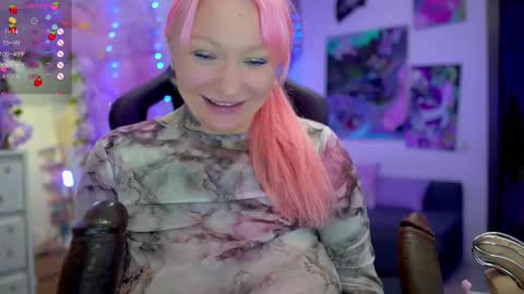 Snapshot of blackedbarbie chatting on February 2025 10:33:01 PM Alice online show from February 2025 10:33:01 PM