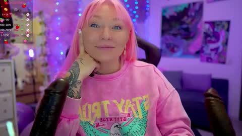 Snapshot of blackedbarbie chatting on February 2025 07:21:01 PM Alice online show from February 2025 07:21:01 PM