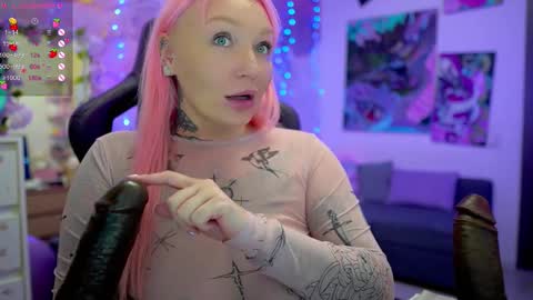 Snapshot of blackedbarbie chatting on February 2025 06:56:02 PM Alice online show from February 2025 06:56:02 PM