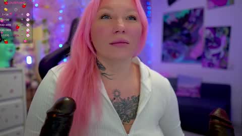 Snapshot of blackedbarbie chatting on March 2025 06:55:01 PM Alice online show from March 2025 06:55:01 PM