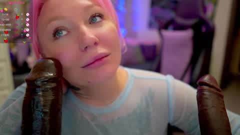 Snapshot of blackedbarbie chatting on March 2025 10:04:02 PM Alice online show from March 2025 10:04:02 PM