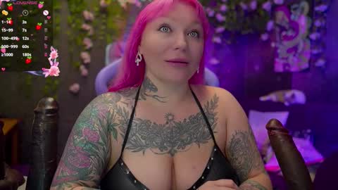 Snapshot of blackedbarbie chatting on November 2025 08:09:01 PM Alice online show from November 2025 08:09:01 PM