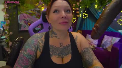 Snapshot of blackedbarbie chatting on April 2026 08:47:01 PM Alice online show from April 2026 08:47:01 PM