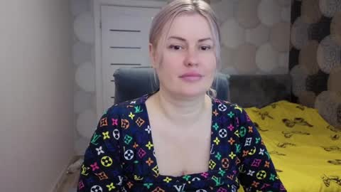 blackeyes11 online show from April 2026 03:18:01 AM