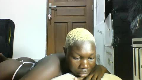 Snapshot of blackmarvel02 chatting on December 2025 07:05:01 AM blackmarvel02 online show from December 2025 07:05:01 AM