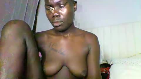 blackmarvel02 online show from April 2026 07:19:01 PM