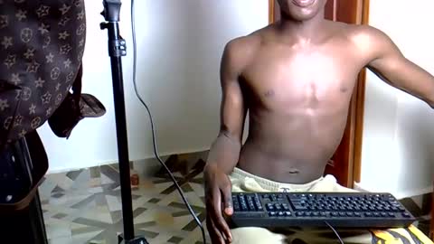 Snapshot of blacktwinkl chatting on April 2026 04:37:02 PM blacktwinkl online show from April 2026 04:37:02 PM