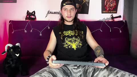 Dave online show from December 2024 06:05:02 PM