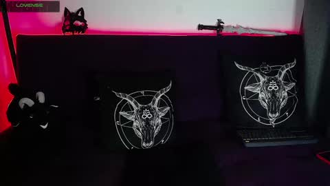 Dave online show from February 2025 09:42:01 PM