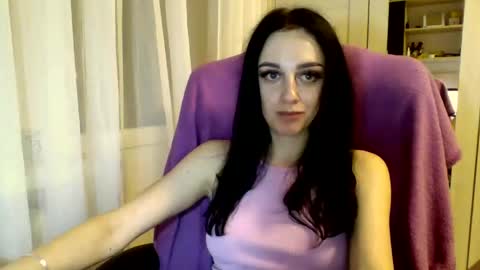 Snapshot of blacky_berry chatting on February 2025 11:21:02 PM Ivy online show from February 2025 11:21:02 PM