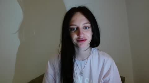 Ivy online show from May 2026 04:47:02 PM