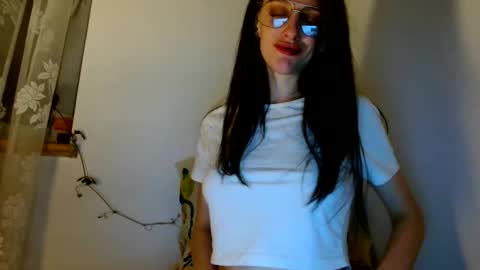 Ivy online show from May 2026 10:49:02 PM