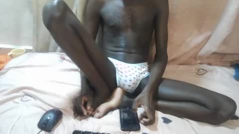blackzilian_5 online show from June 2026 06:15:02 AM