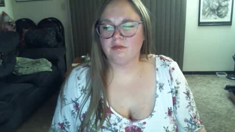 Snapshot of bladesizzo3111 chatting on December 2024 08:23:02 AM bladesizzo3111 online show from December 2024 08:23:02 AM