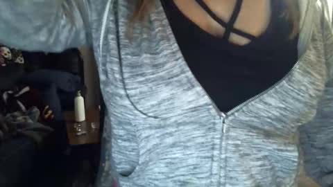 Snapshot of bladesizzo3111 chatting on January 2026 07:11:02 AM bladesizzo3111 online show from January 2026 07:11:02 AM